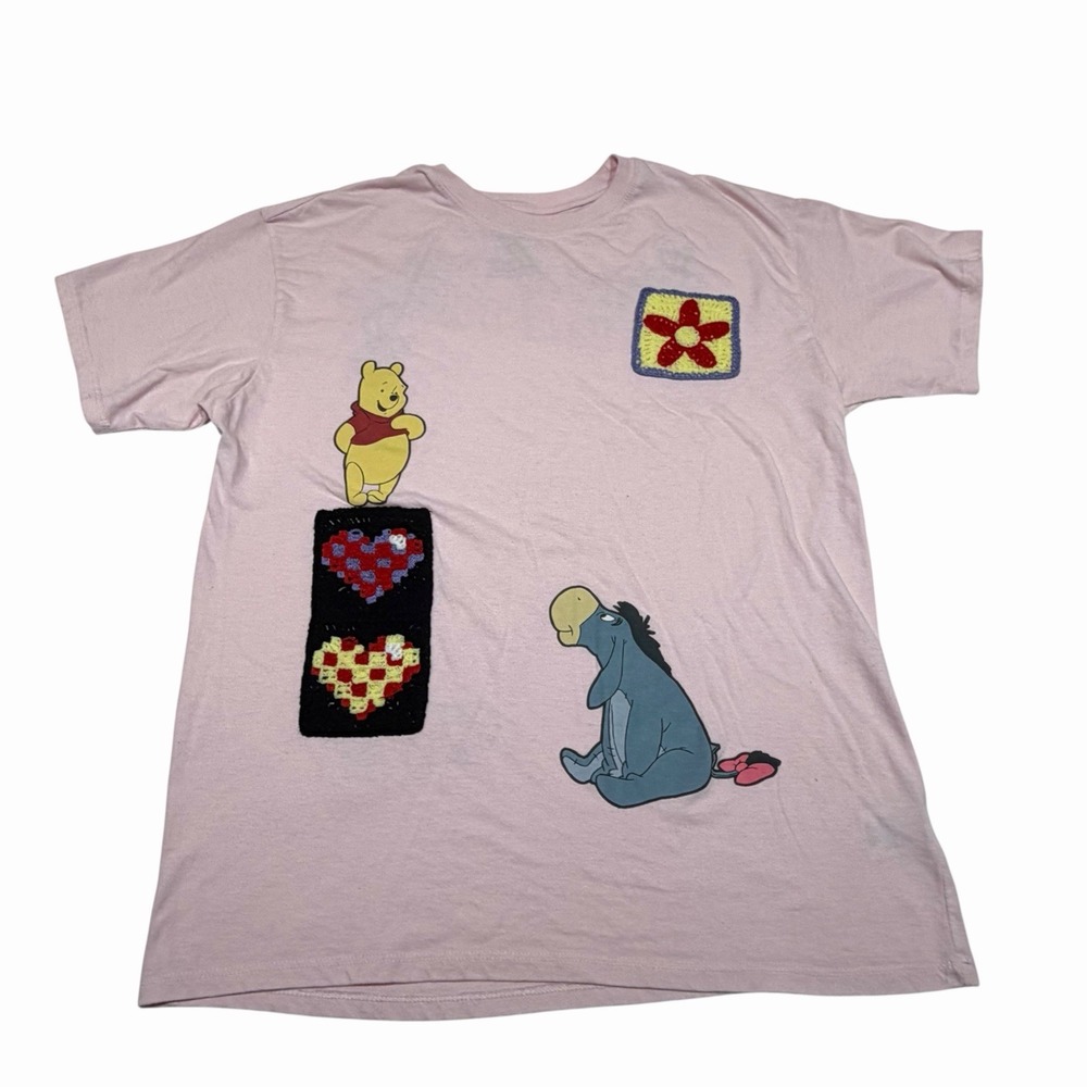 Disney Winnie the Pooh Sz M Eeyore Piglet Graphic Tee Pink "Enjoy Little Things"